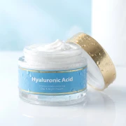 Krem-nawilżający-do-twarzy-z-Kwasem-hialuronowym-05.webp